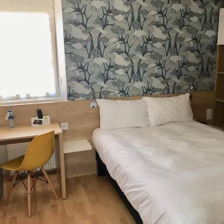 Le Laurier Fleuri Hotel